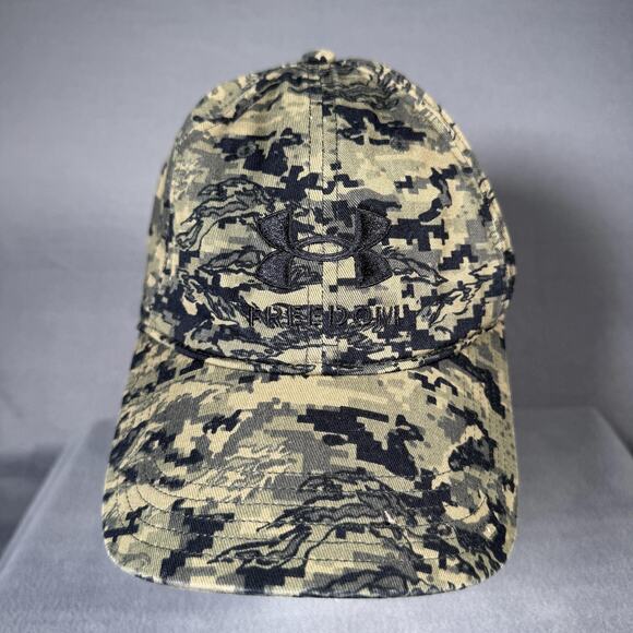 Under Armour Other - Under Armour Hat Cap Strap Back Mens One Size Green Camo‎ UA Freedom Embroidered